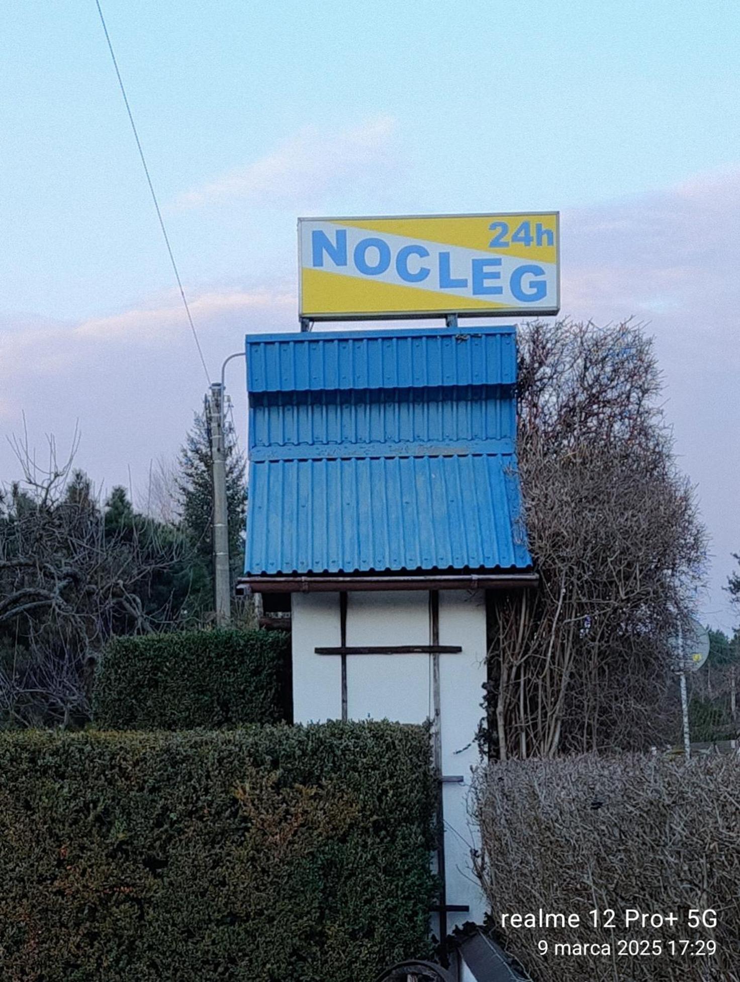 Uslugi Noclegowe I Gastronomiczne Dla Ludnosci Robert Mielcarek Kobyla Góra Buitenkant foto